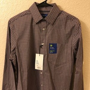 NWT Apt. 9 Men’s Button Down Shirt Size Small
